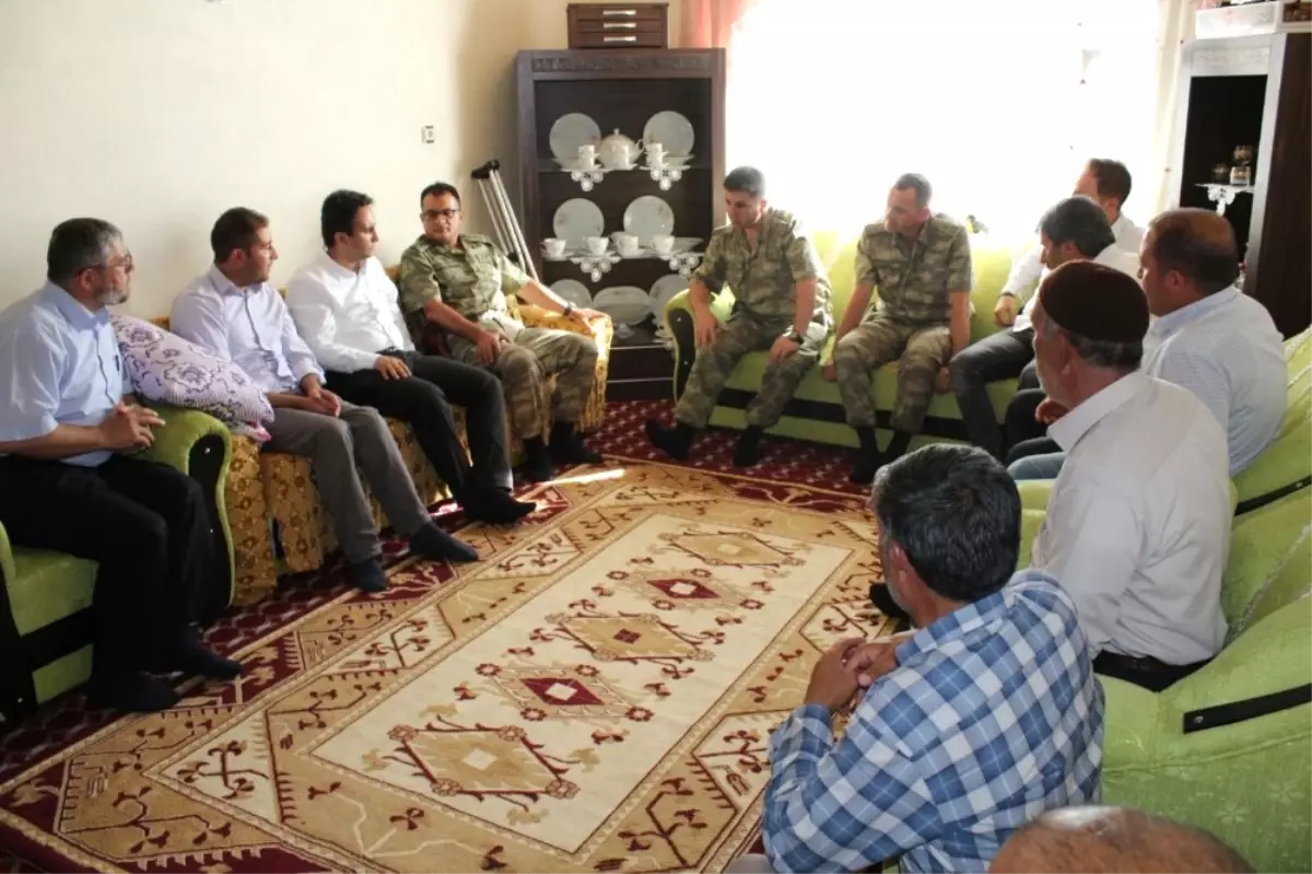 Kaymakam Dundar, Taburcu Olan Korucuyu Ziyaret Etti