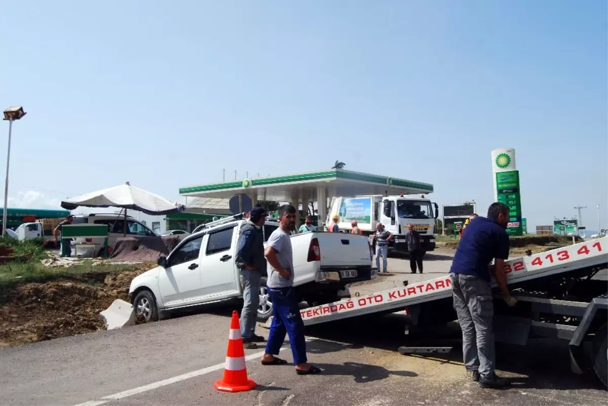 Tekirdağ\'da Zincirleme Trafik Kazası: 6 Yaralı