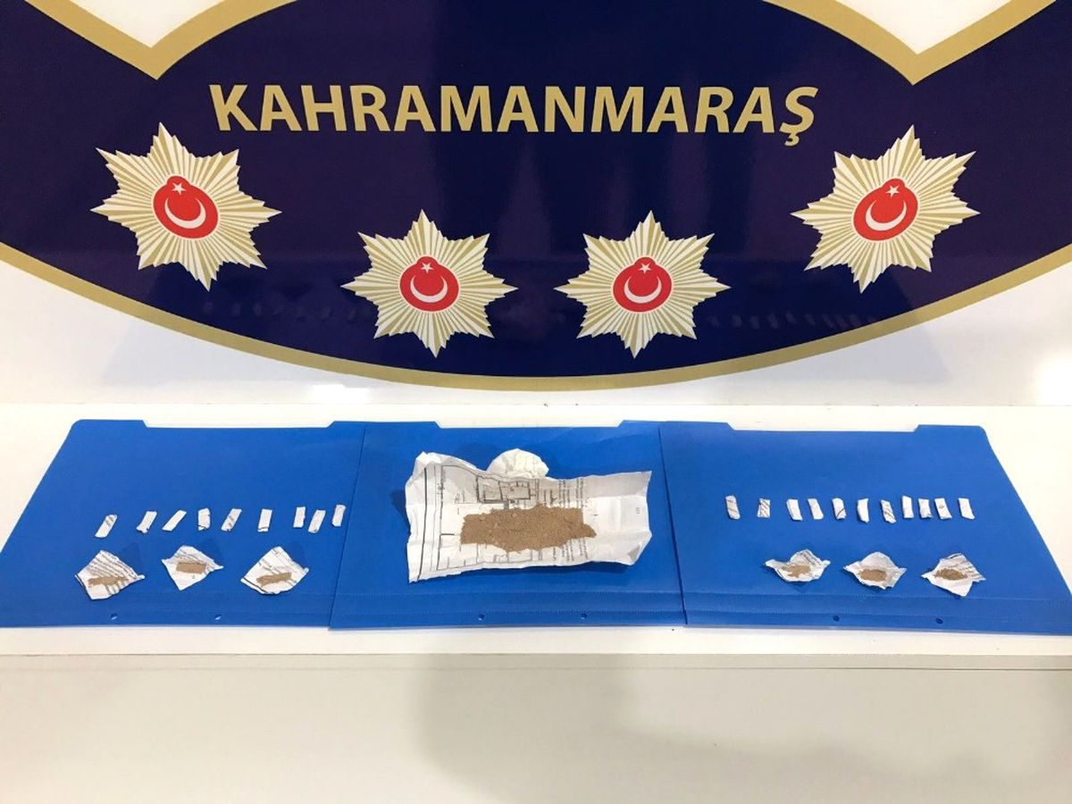 Uyuşturucu Satıcısı 2 Torbacı Tutuklandı