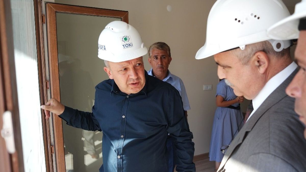 Vali Güvençer\'den TOKİ Yunuskent\'te İnceleme