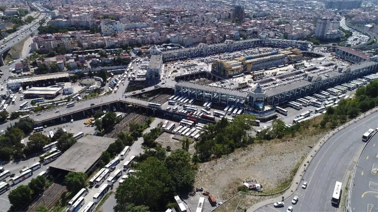 15 Temmuz Demokrasi Otogarı\'ndaki Hareketlilik Havadan Görüntülendi