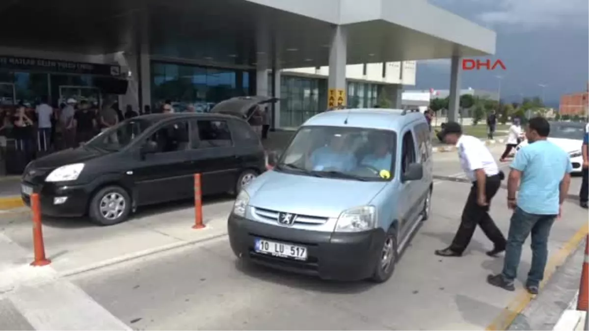 Balıkesir Havalimanında Bayram Yoğunluğu Başladı