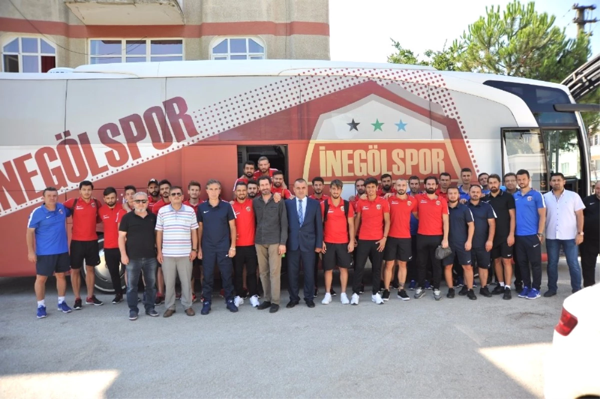 İnegölspor Tuzla Deplasmanına Dualarla Uğurlandı