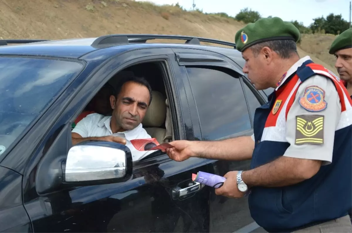 Jandarma\'dan Bayram Trafiğine Dronlu Denetim