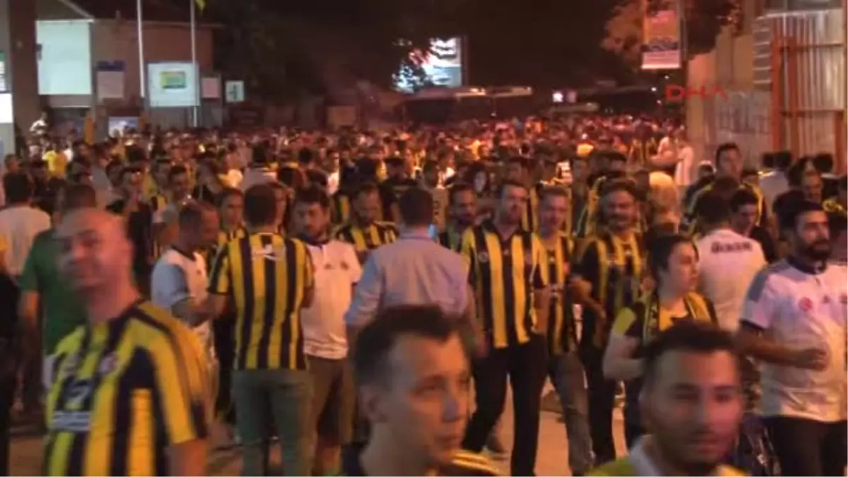 Kadıköy\'de Yönetim İstifa Sesleri