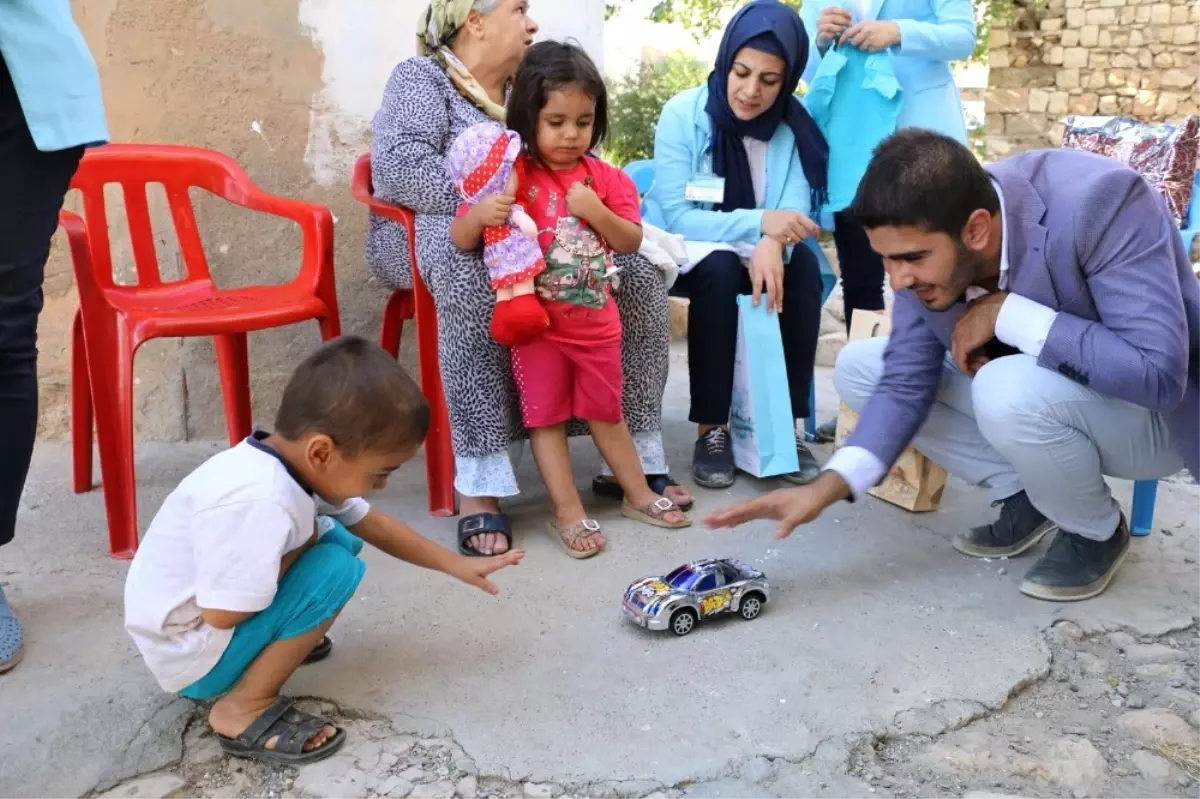 Mardinmasa Çocukların Yüzünü Güldürmeye Devam Ediyor