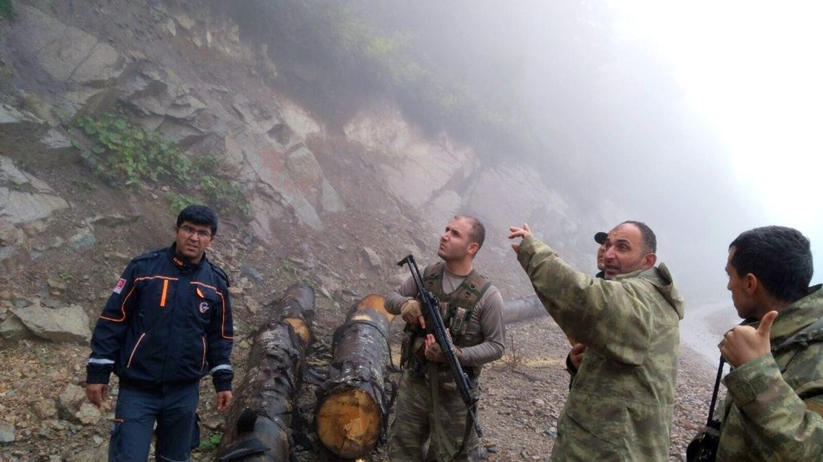 Ordu\'da Mantar Toplarken Kaybolan 2 Kişiden 1\'i Öldü