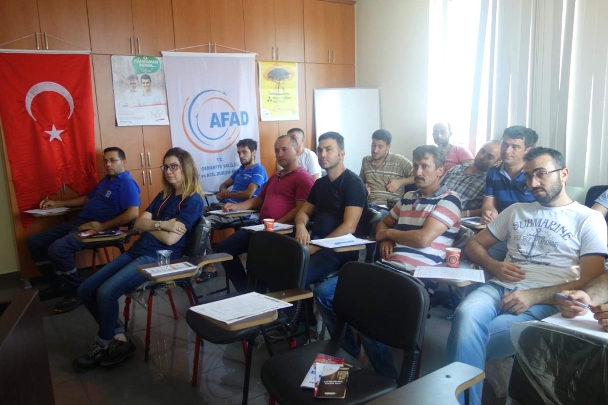 Osmaniye\'de "Afete Hazır Türkiye" Projesi Eğitim Çalışmaları