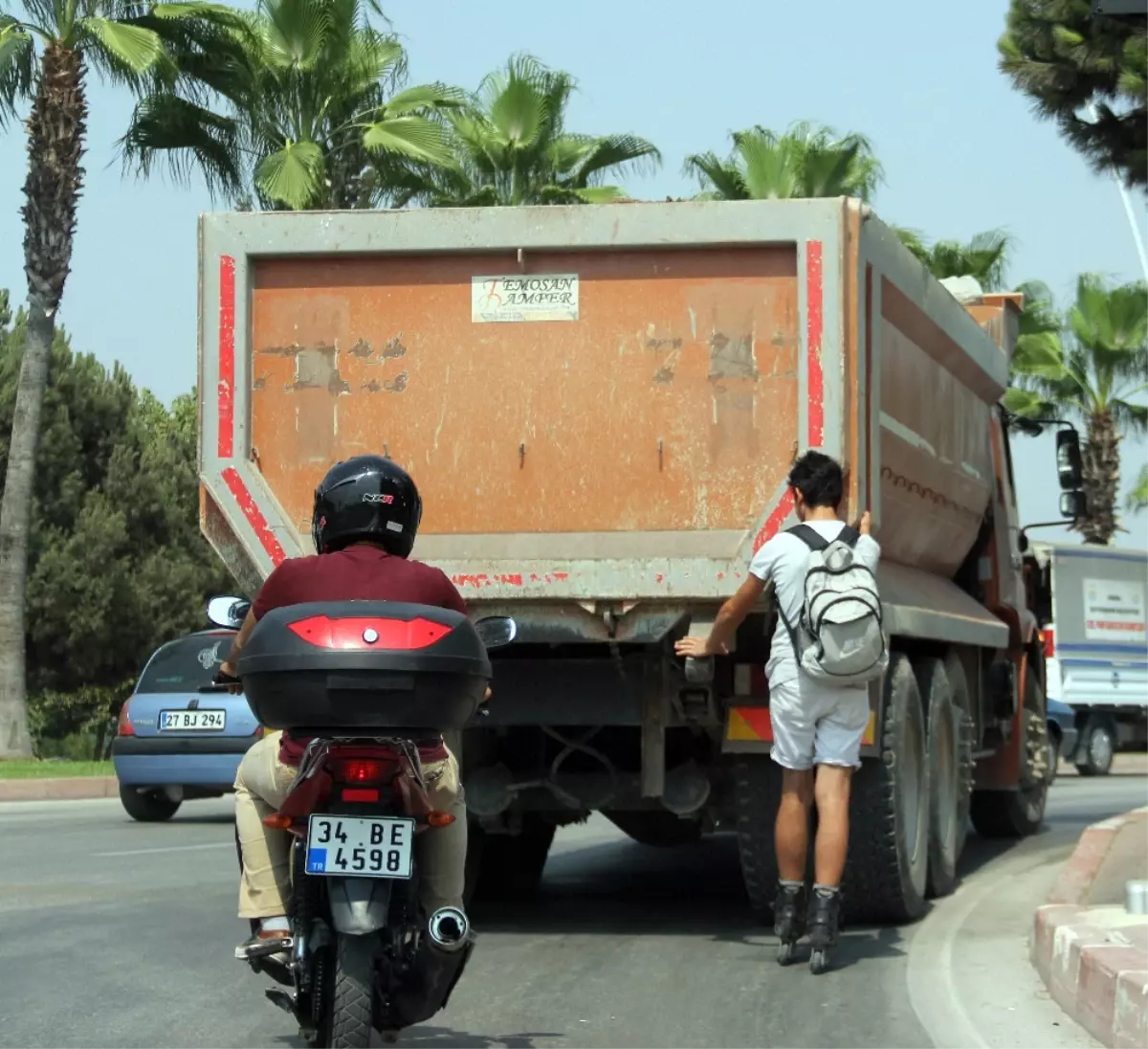 Patenli Gencin Tehlikeli Yolculuğu