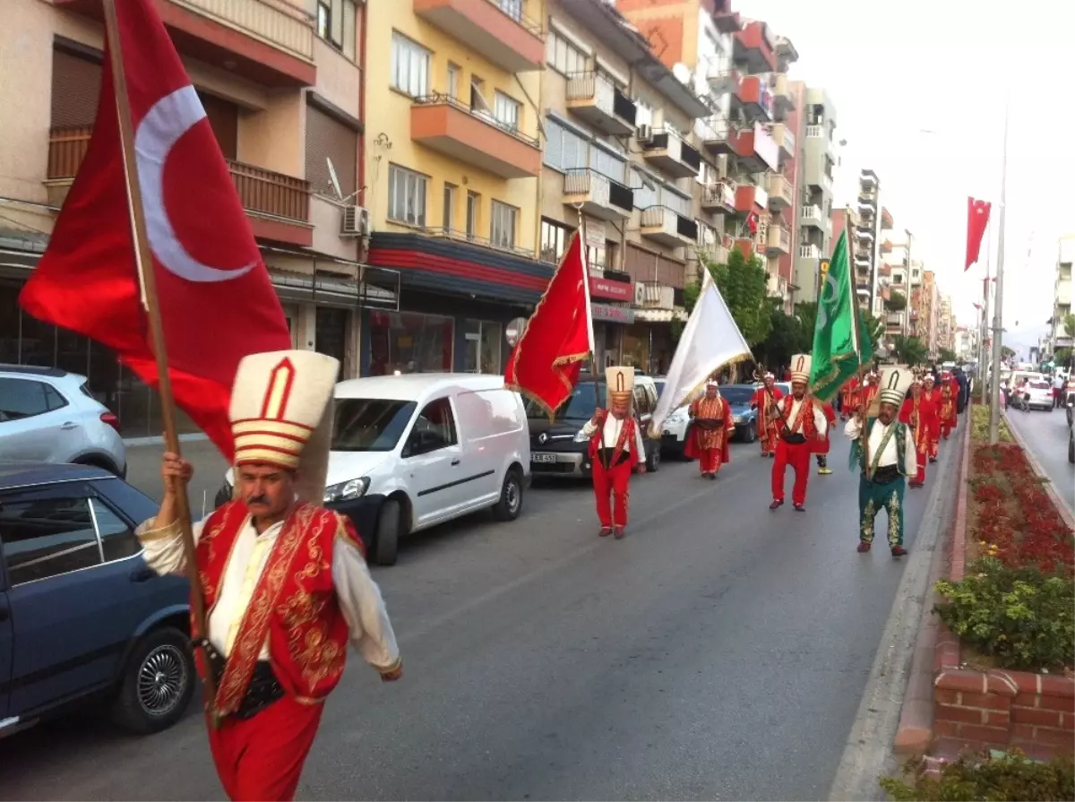 Sünnet Şöleninde 58 Çocuk Erkekliğe İlk Adımını Attı