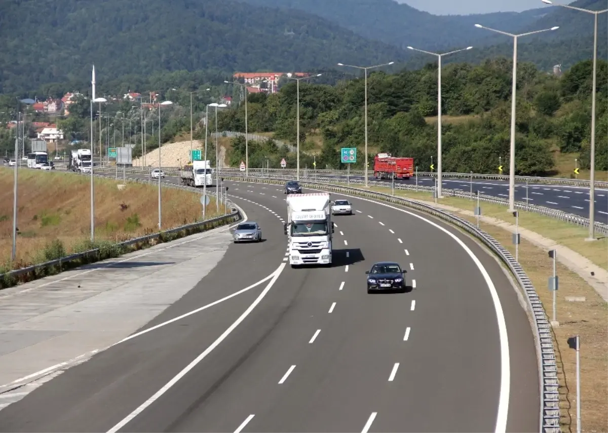 Tem Otoyolu İstanbul İstikameti Açıldı