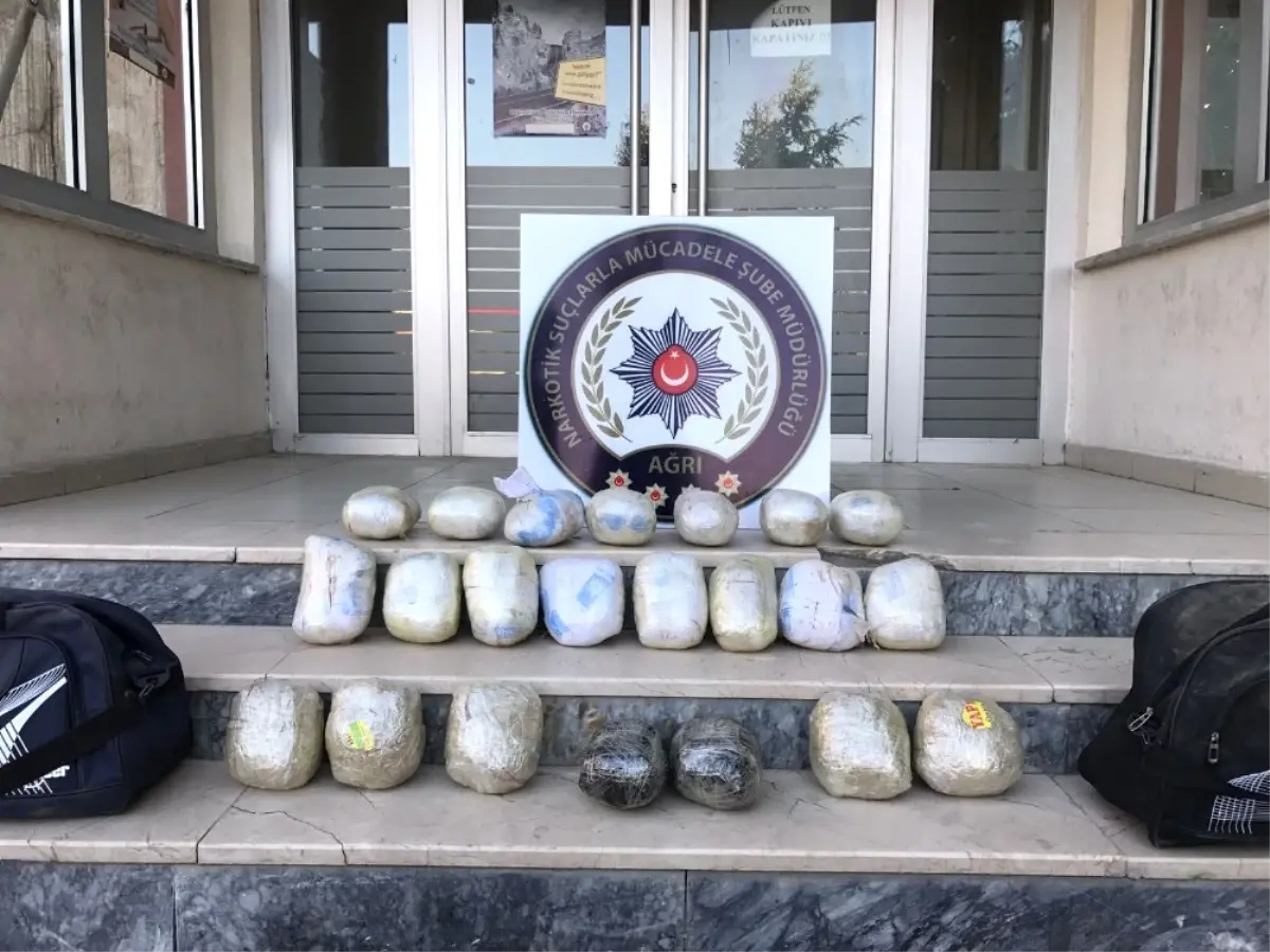Ağrı\'da 21 Kilogram Eroin Maddesi Ele Geçirildi