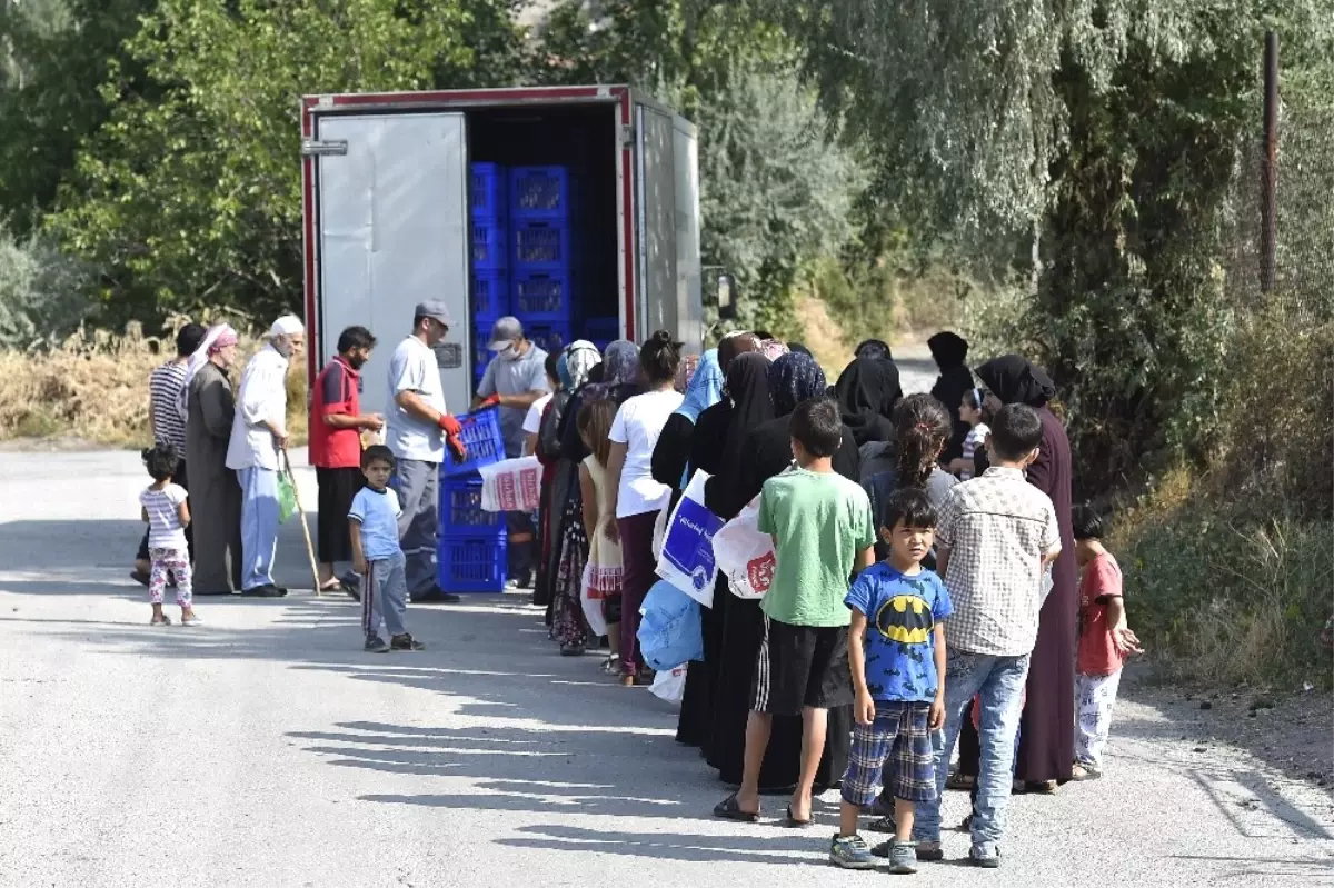 Büyükşehirden İhtiyaç Sahibi Ailelere Her Gün 75 Bin Ekmek