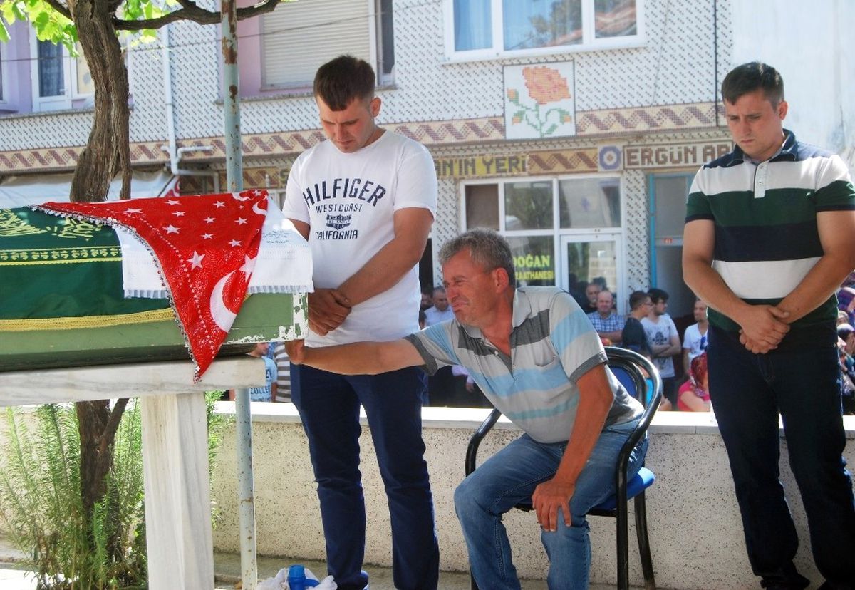Kazada Ölen Malkaralı Gence Gözü Yaşlı Veda