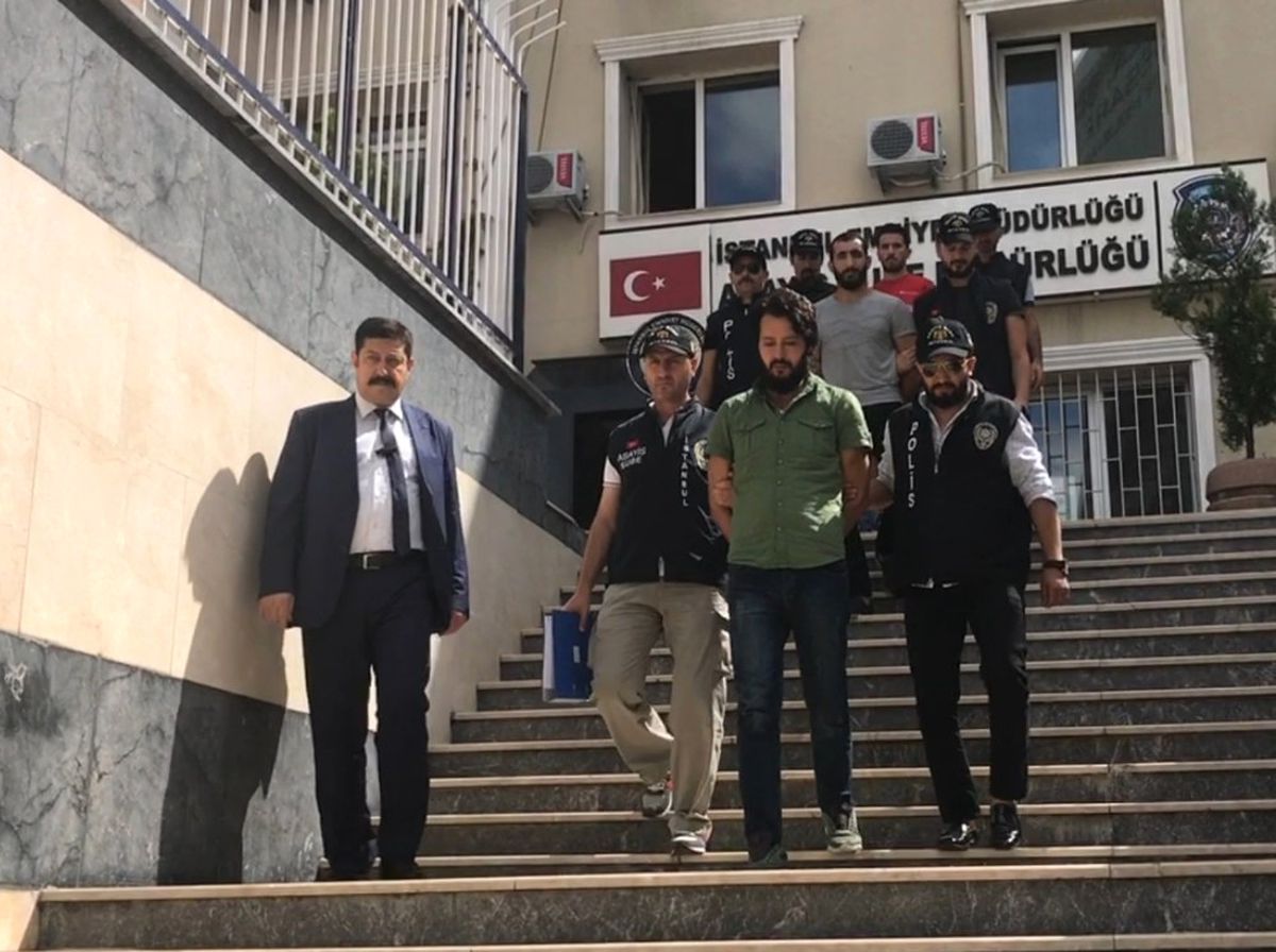 Koruma\'yı Kabul Etmeyen Suriyeli Esnafı Kaçırıp 150 Bin Dolar Fidye İstediler