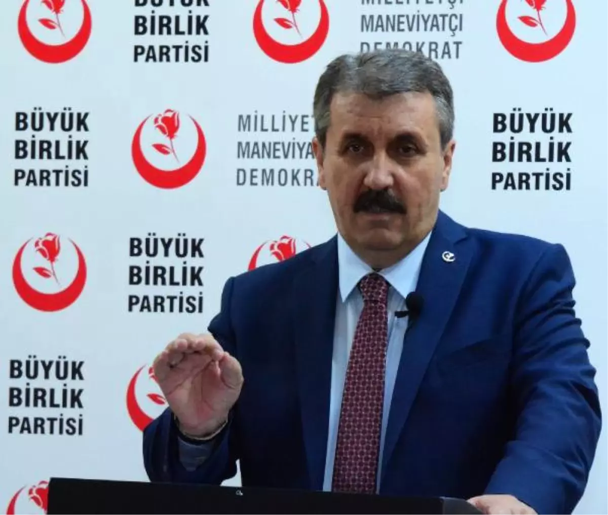 Mustafa Destici: Malazgirt Zaferi, Türk Tarihi Açısından Değil, Dünya Tarihi Açısından da Dönüm...