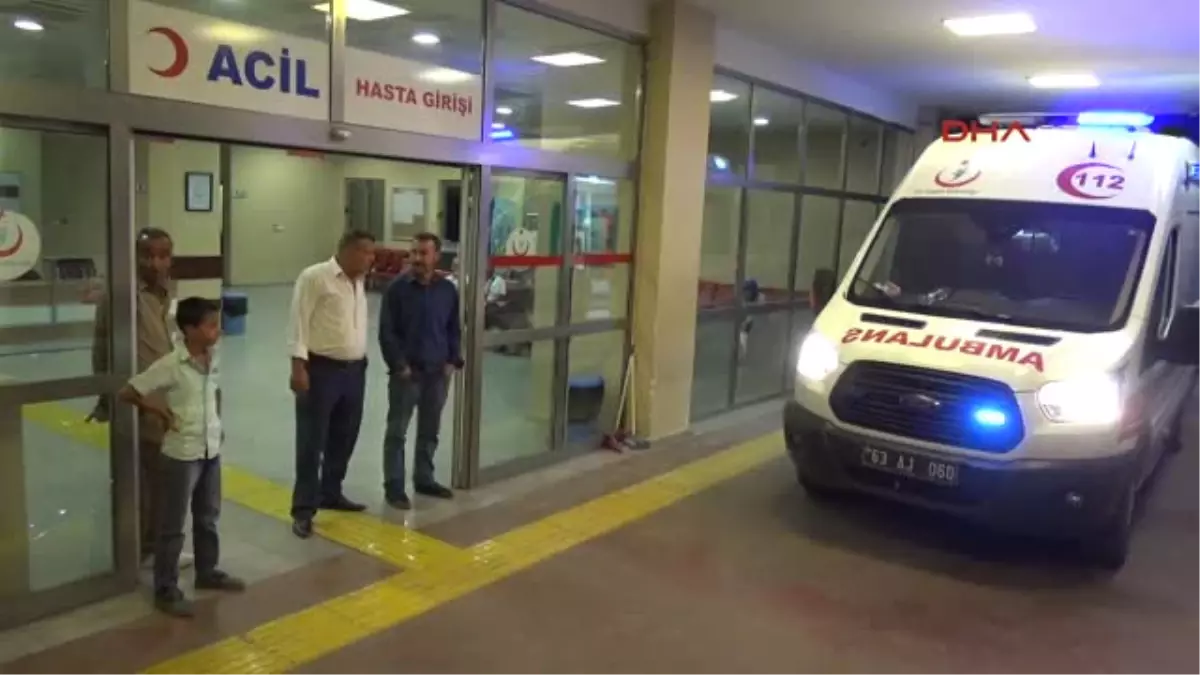 Şanlıurfa Drift Yapan Gençler ile Mahalleli Arasında Kavga: 8 Yaralı