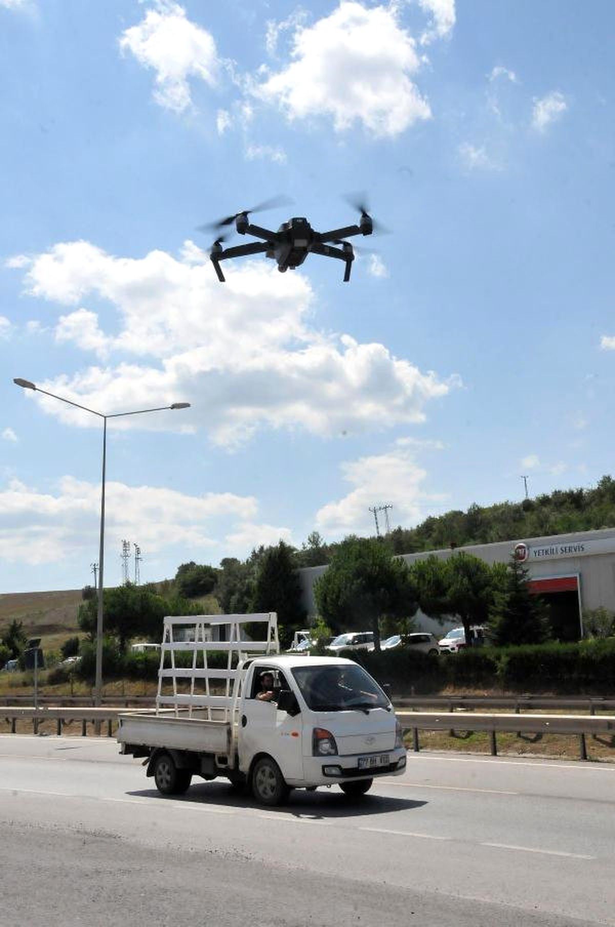 Yalova\'da Bayram Trafiğine \'Drone\' ile Denetim
