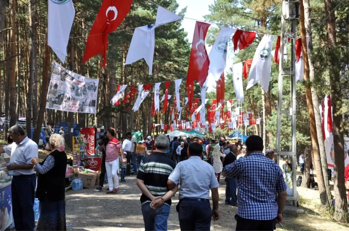 16\'ncı Ardahan Bal Festivali Renkli Görüntülere Sahne Oluyor