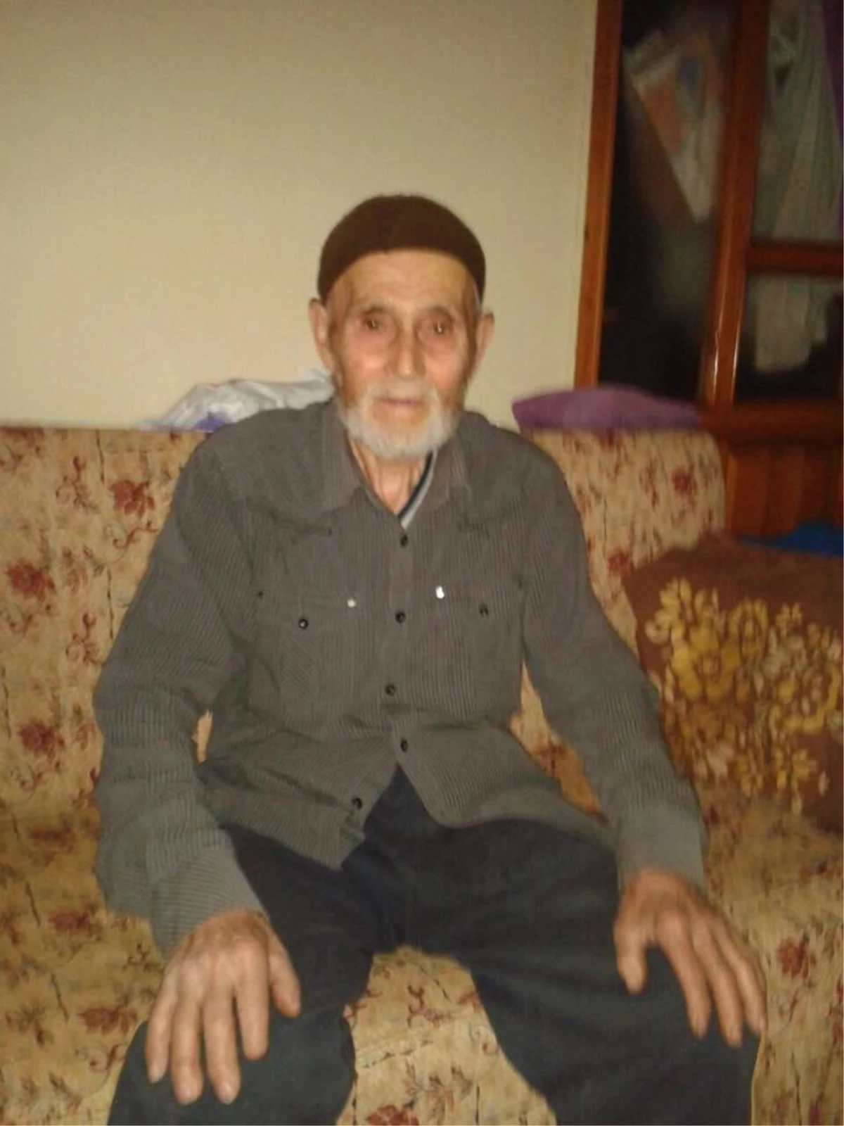 89 Yaşındaki 20 Torun Sahibi Kore Gazisi Toprağa Verildi