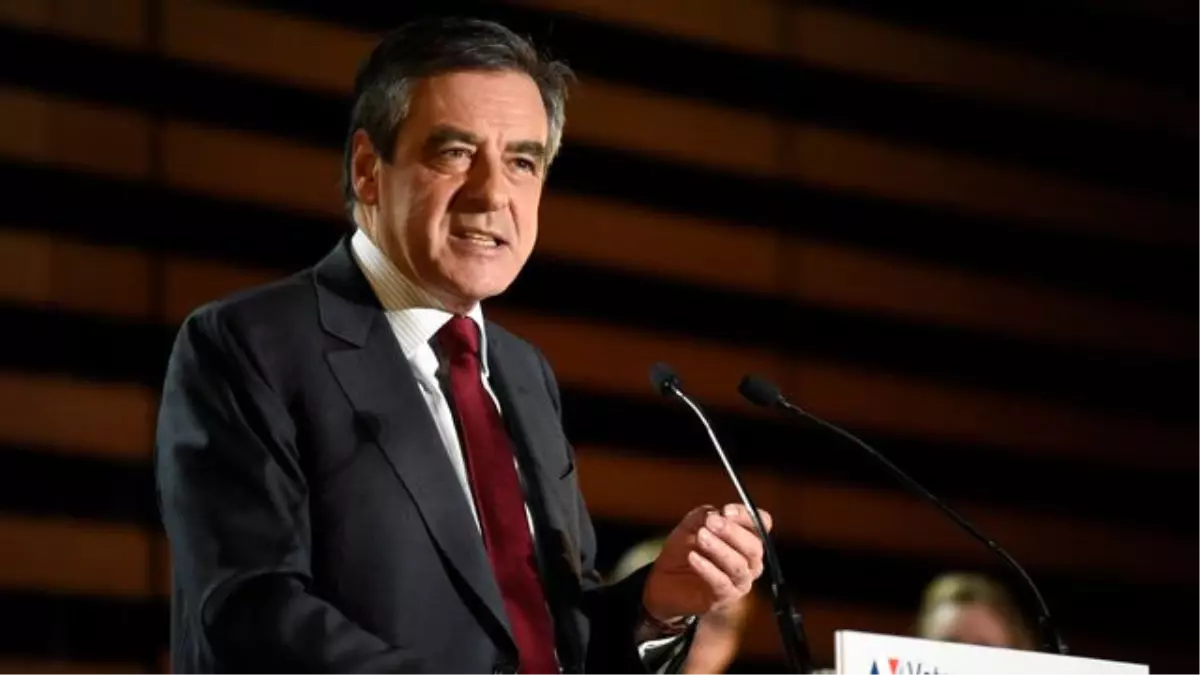 Fransa\'nın Eski Başbakanı Fillon İfade Verdi