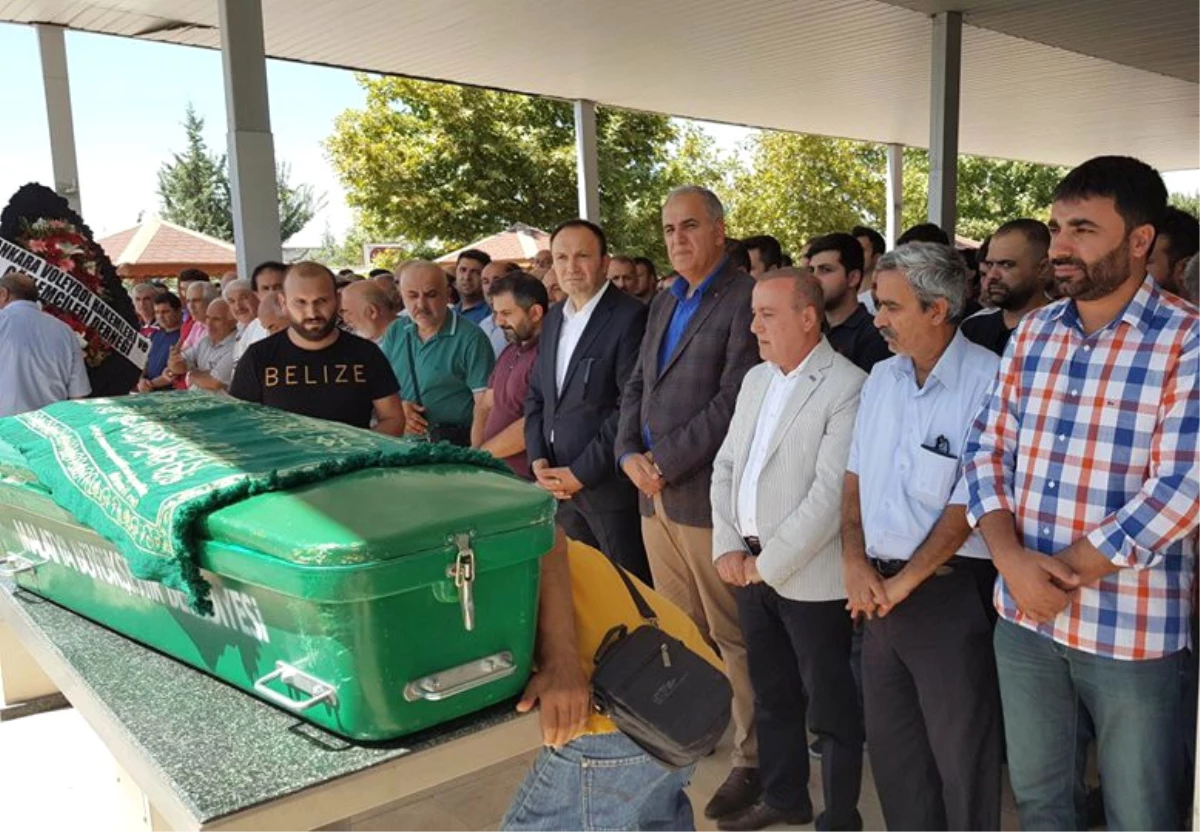 Malatya Voleybol İl Temsilcisi Mehmet Aslan Vefat Etti