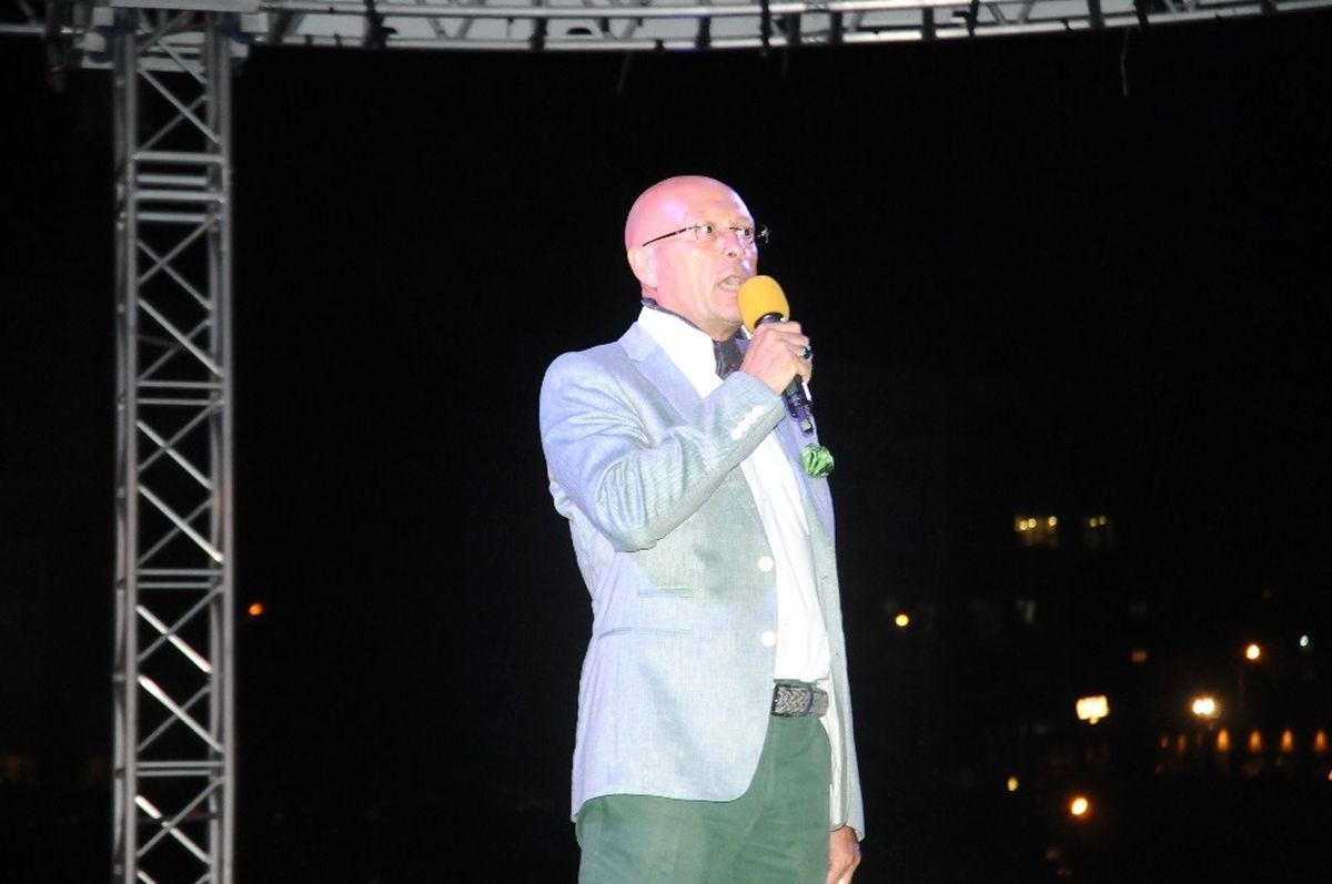 Yazar Erol Mütercimler, Beylikdüzü Halkına 30 Ağustos\'u Anlattı