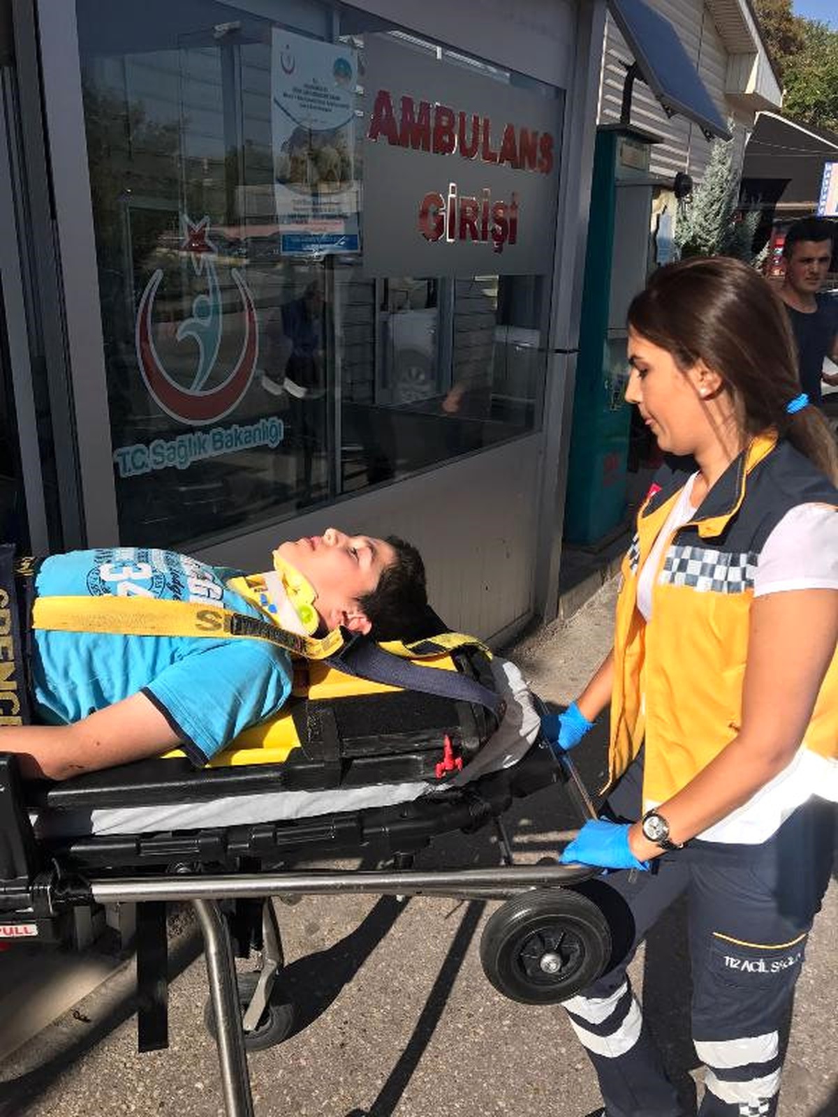 Bayram Tatili Yolunda Kaza: 1 Ölü, 3 Yaralı