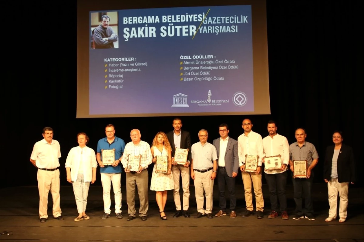 Bergama\'daki Gazetecilik Yarışmasında Ödüller Sahiplerini Buldu