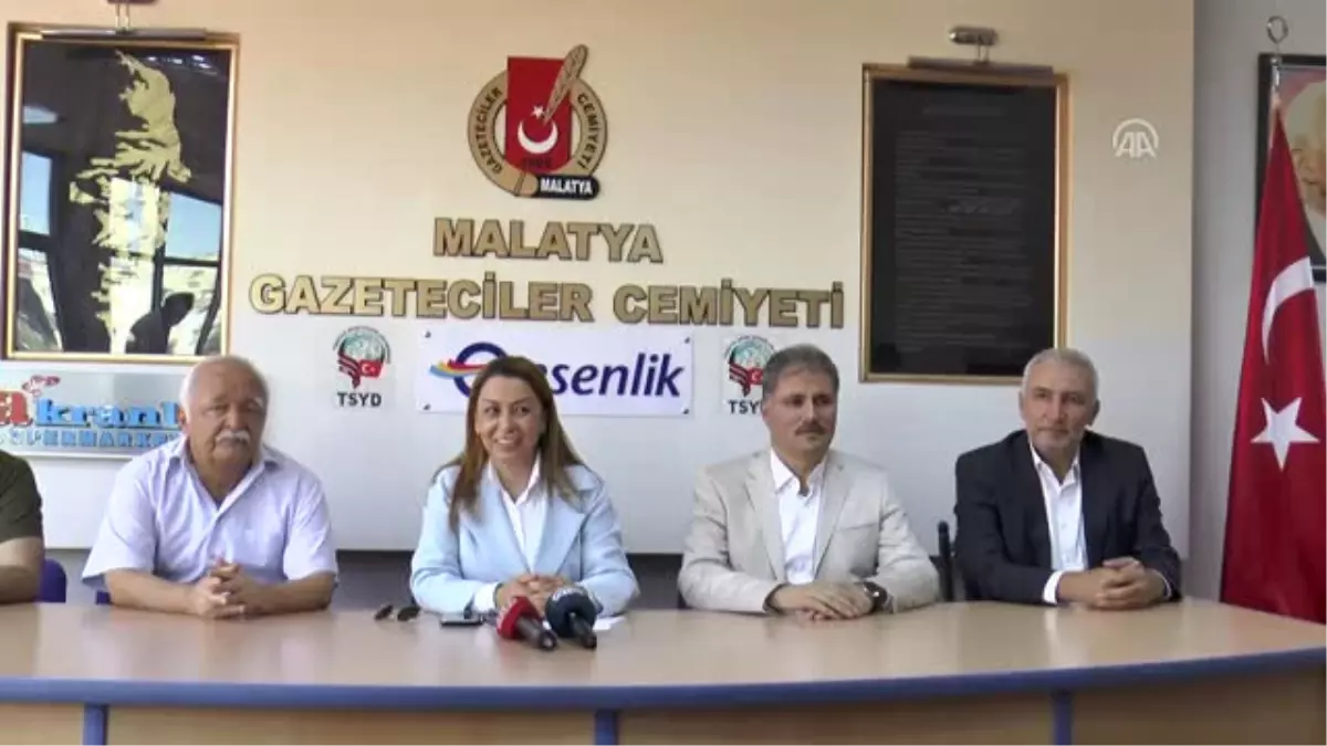 Çalık: "(Kılıçdaroğlu) Yerini Koruyabilmek İçin Başvurduğu Fotoğraf Atletli Fotoğrafı Olmuştur"