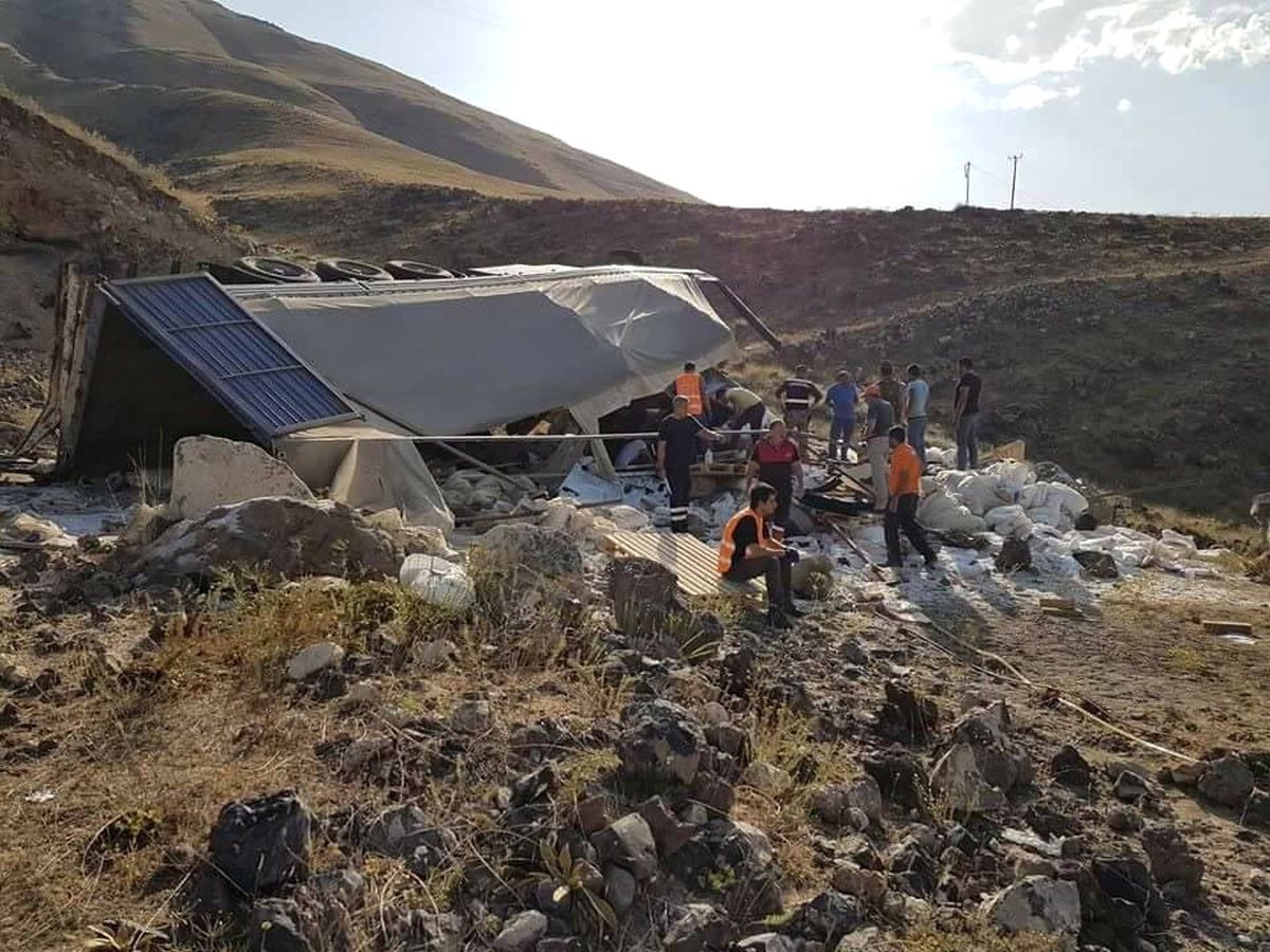 Iğdır\'da Trafik Kazası: 1 Ölü, 1 Yaralı
