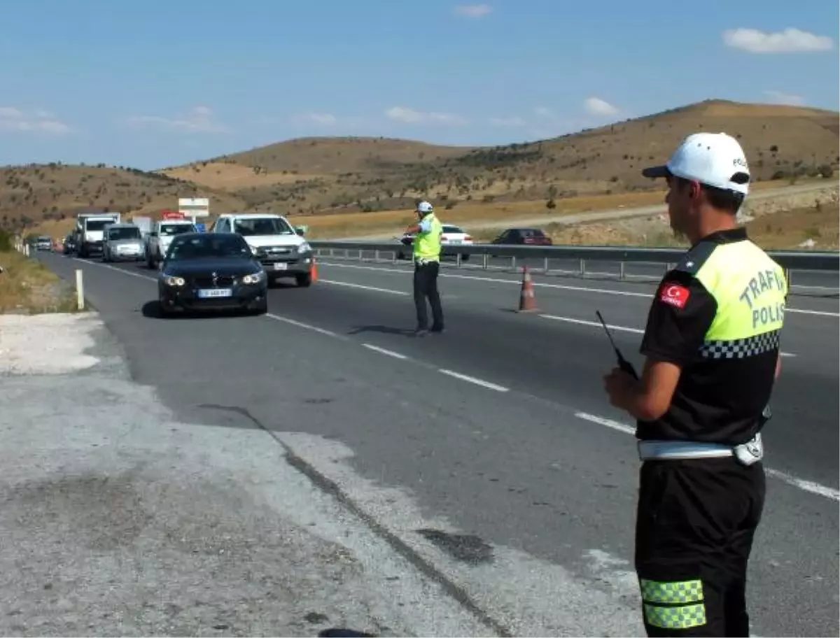 Yozgat\'ta Drone ile Bayram Trafiği Denetimi