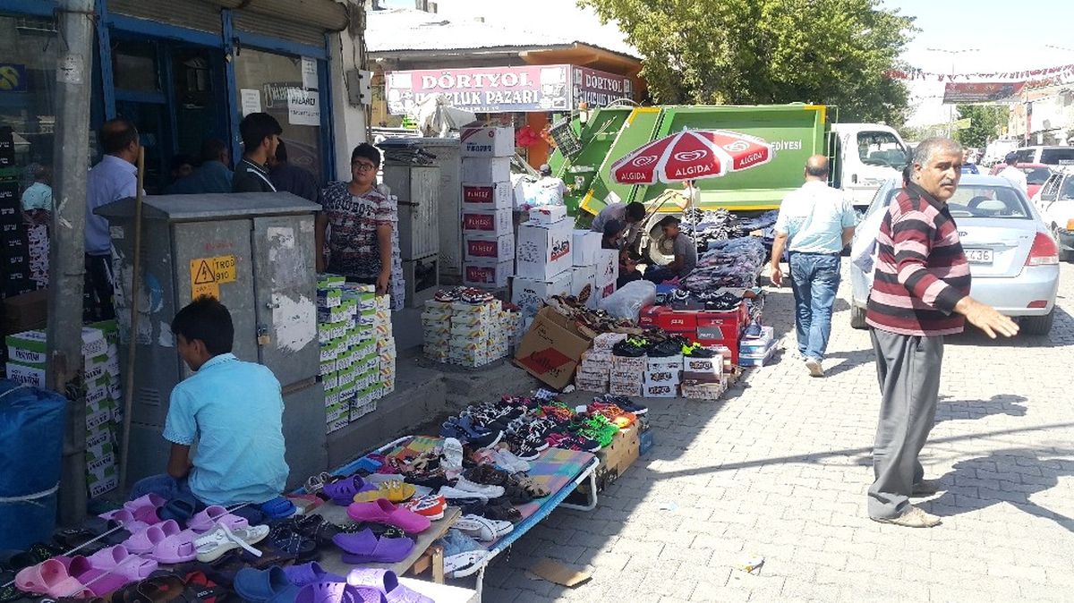 Bayram Esnafın Yüzünü Güldürdü