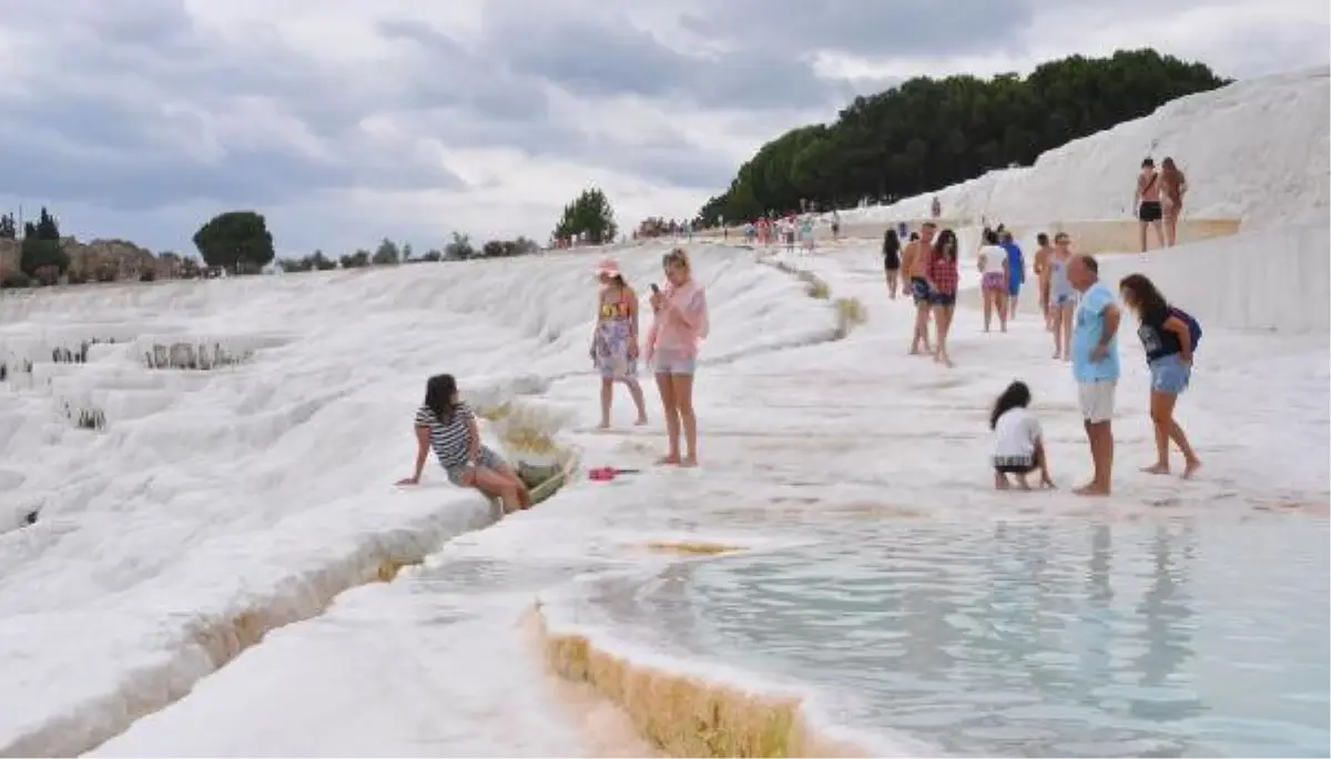 Bayram Tatili Pamukkale\'ye de Yaradı