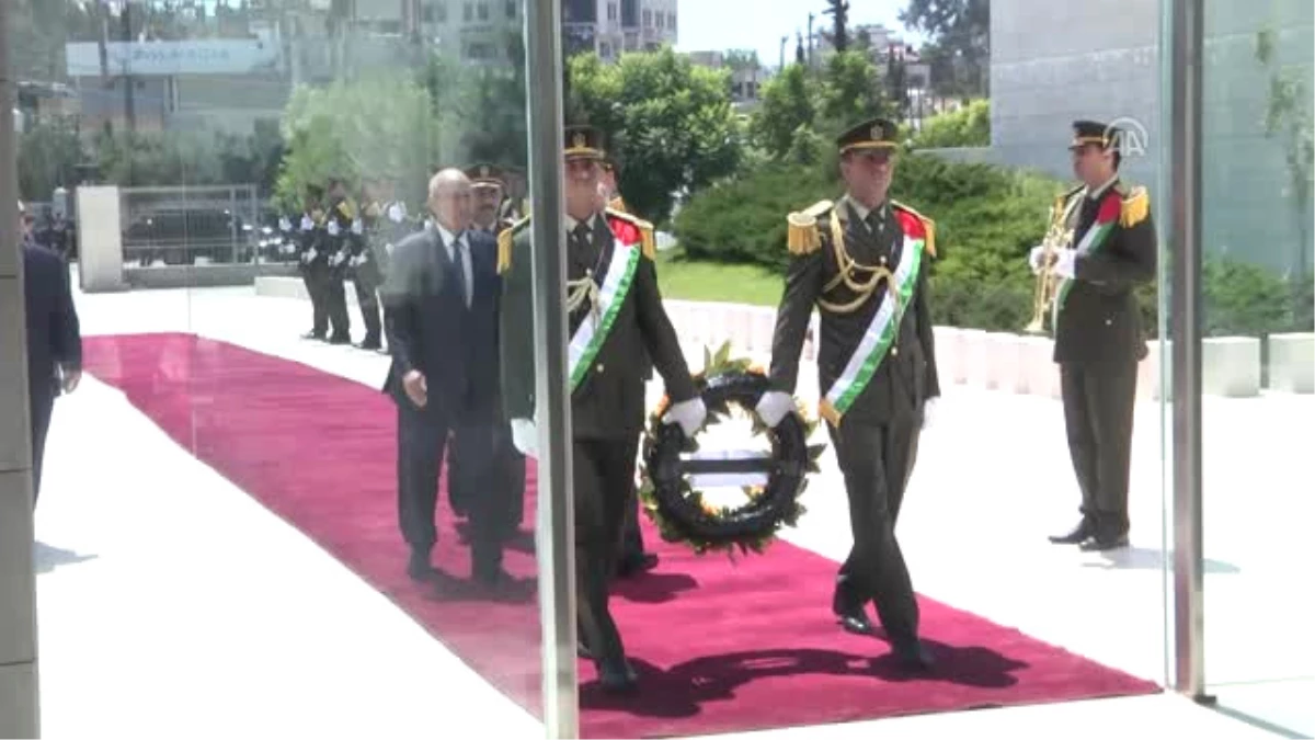 BM Genel Sekreteri Guterres, Arafat\'ın Anıt Mezarını Ziyaret Etti