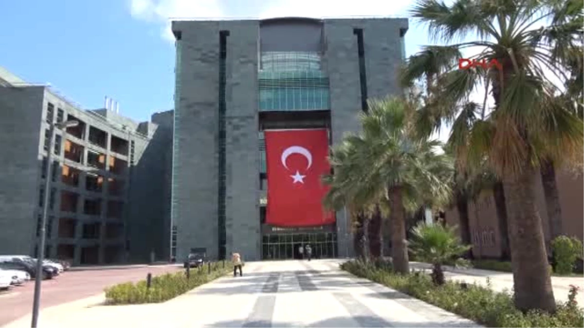 İstanbul Bölge Adliye Mahkemesi\'nin Yeni Binası Hizmete Açıldı