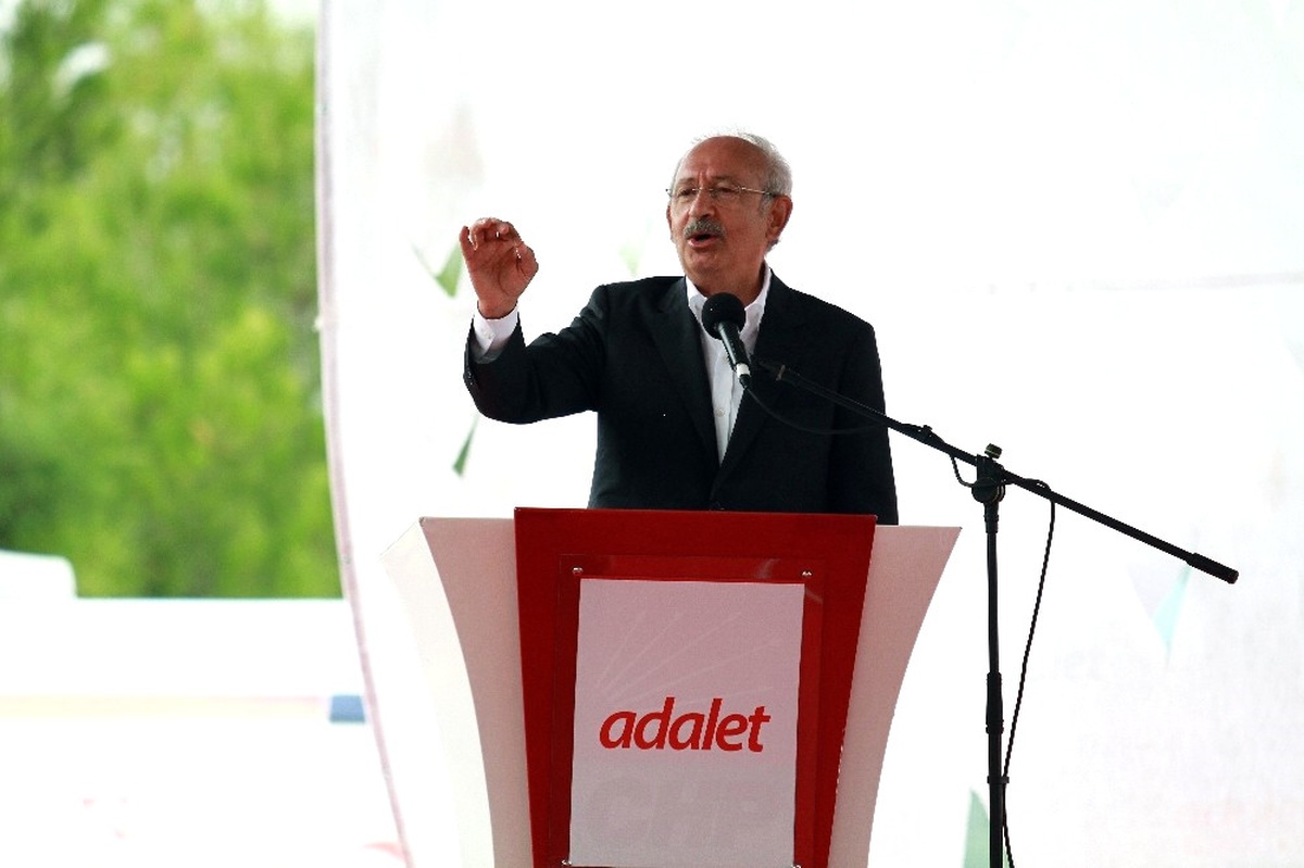 Kılıçdaroğlu: "Adalet Yürüyüşü ve Kurultayı Bir Büyük Demokrasi ve Huzur Hareketine Dönüşmüştür"
