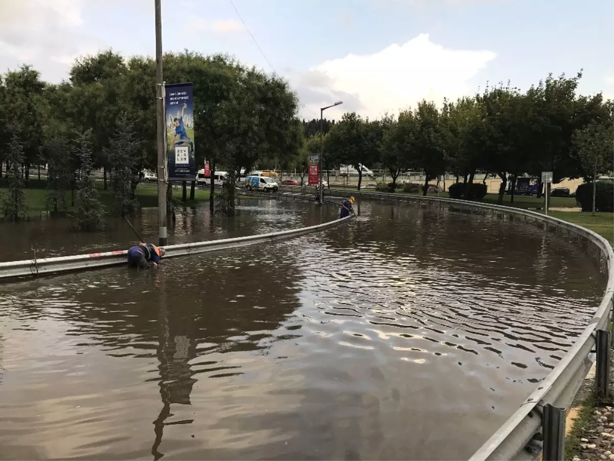 Tem Bağlantı Yolu Adeta Göle Döndü