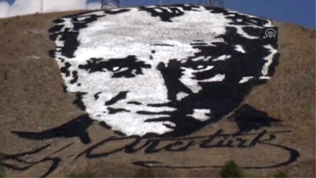 Uzaydan Görülen Dev Atatürk Portresi Yenilendi