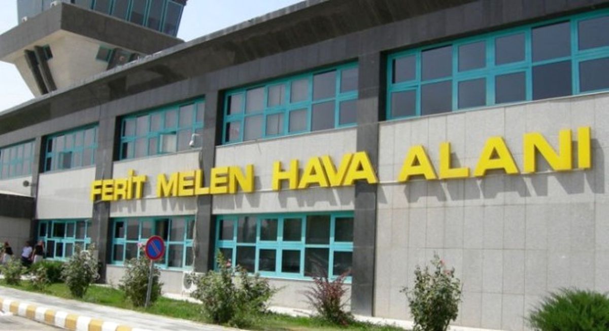 Van Ferit Melen Havalimanı\'nda Yangın