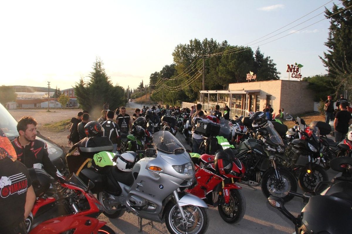 200 Motorcu Şehir Turu Atarak 30 Ağustos Zafer Bayramı\'nı Kutladı