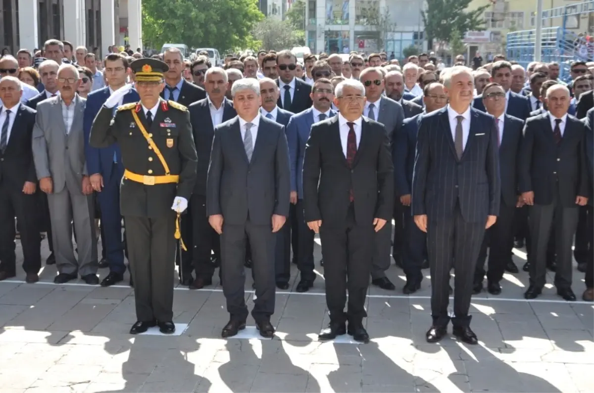 30 Ağustos Zafer Bayramı Kars\'ta Törenlerle Kutlandı