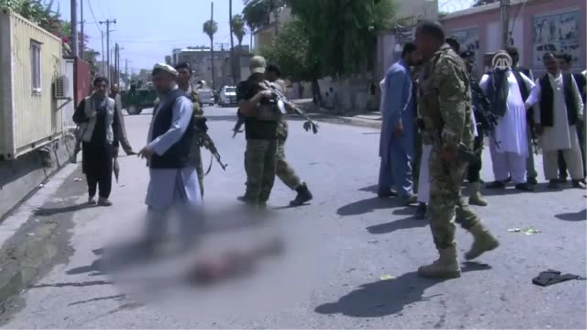 Afganistanlı Milletvekilinin Evine Canlı Bombalı Saldırı: 2 Ölü