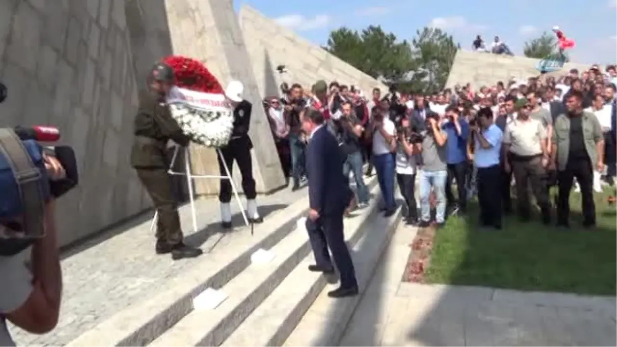 Bakan Eroğlu: "Tarihe Kayıt Düşsün Diye Söylüyorum.