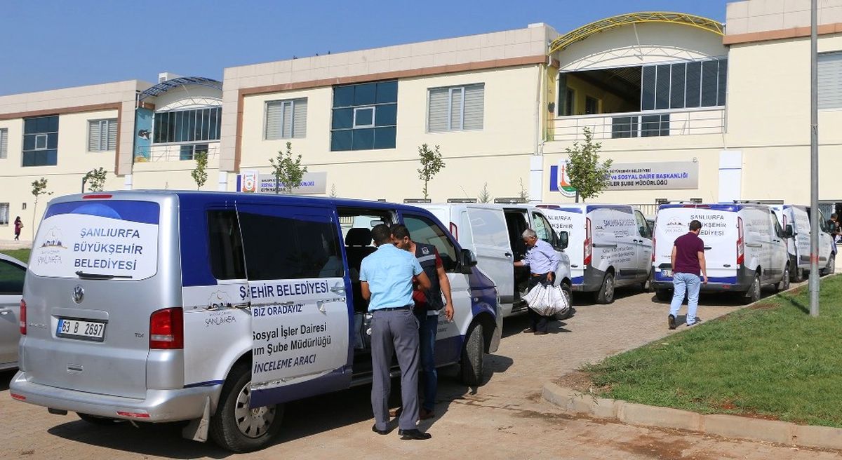 Büyükşehir İhtiyaç Sahiplerine Et Dağıttı