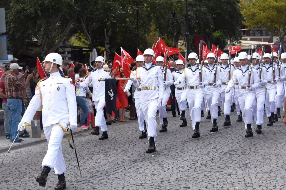 Çanakkale\'de 30 Ağustos Zafer Bayramı Kutlamaları