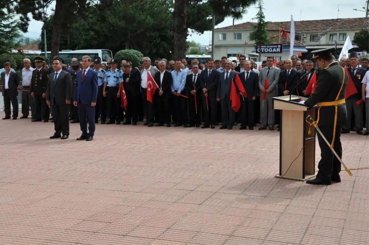 Simav\'da 30 Ağustos Zafer Bayramı Törenle Kutlandı