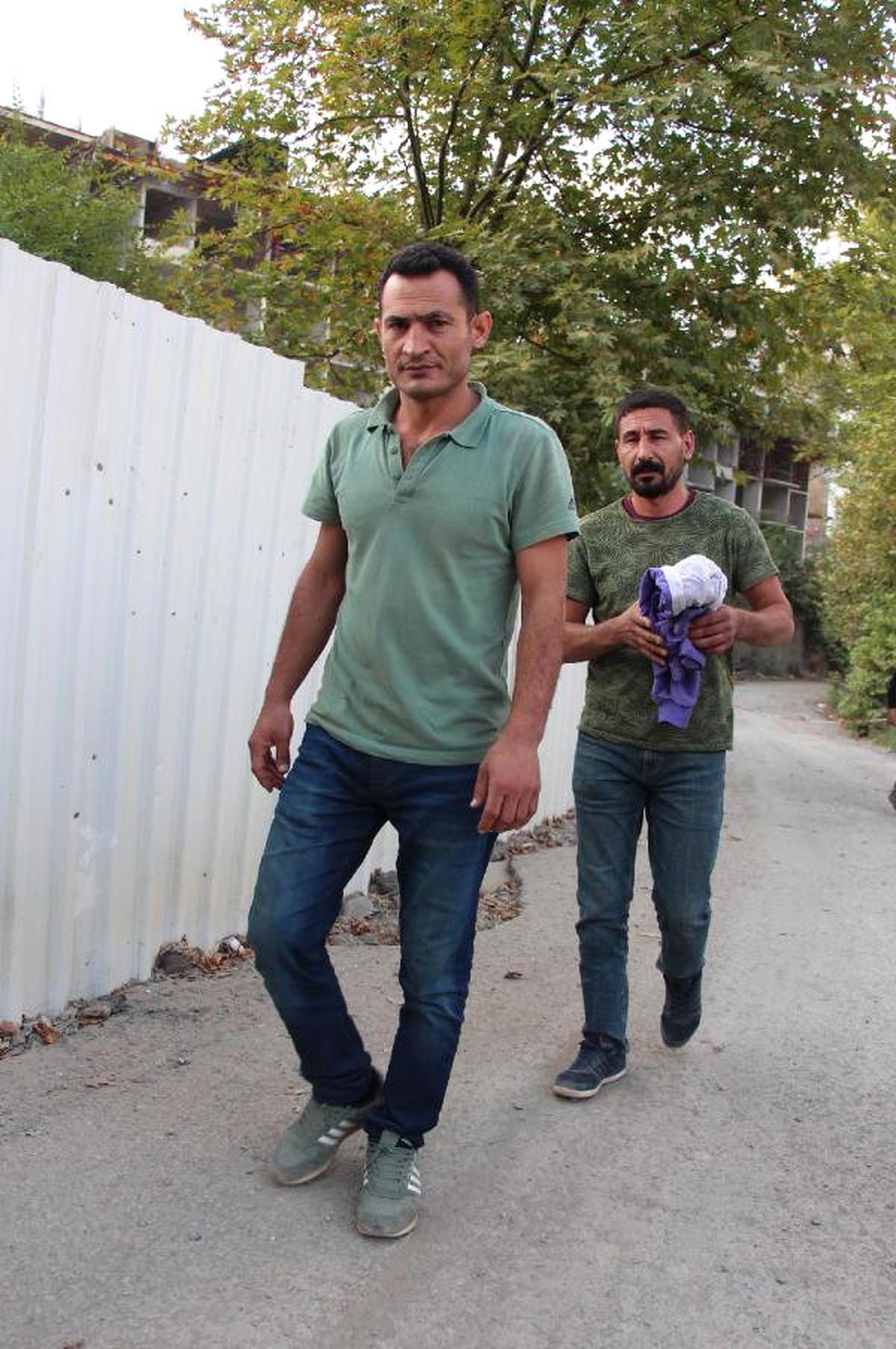 TOKİ İnşaatında Ücret Alamayan 8 İççi Kule Vincine Çıktı (2)