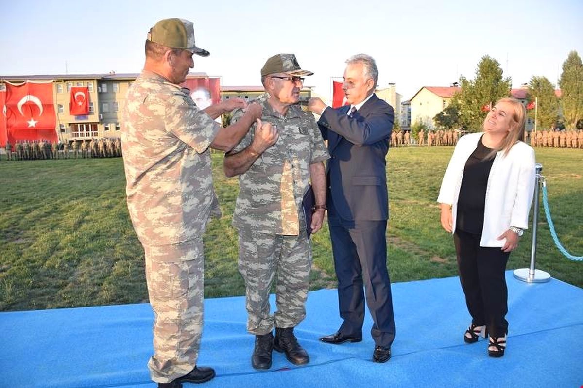 Vali Toprak Rütbe Terfi Törenine Katıldı