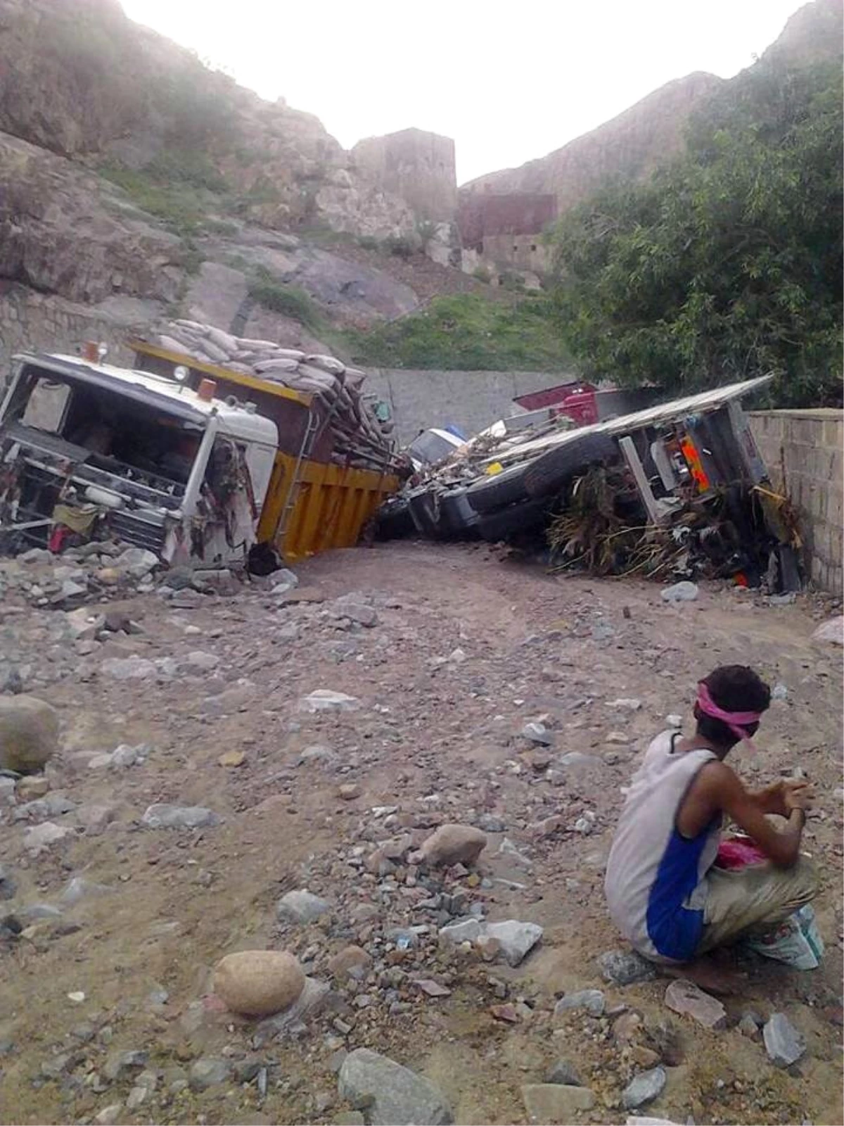Yemen\'de Sel Nedeniyle 10 Kişi Öldü